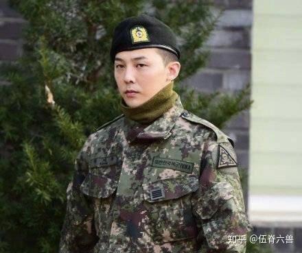 G Dragon Bigbang平頭裝曝光入伍白骨部隊做池昌旭 周元後輩 香港01