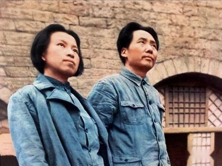 珍贵老照片:毛泽东与江青的珍贵合影 - 知乎