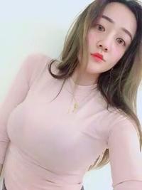 胸大的姑娘夏天要怎么穿才会显瘦又时髦