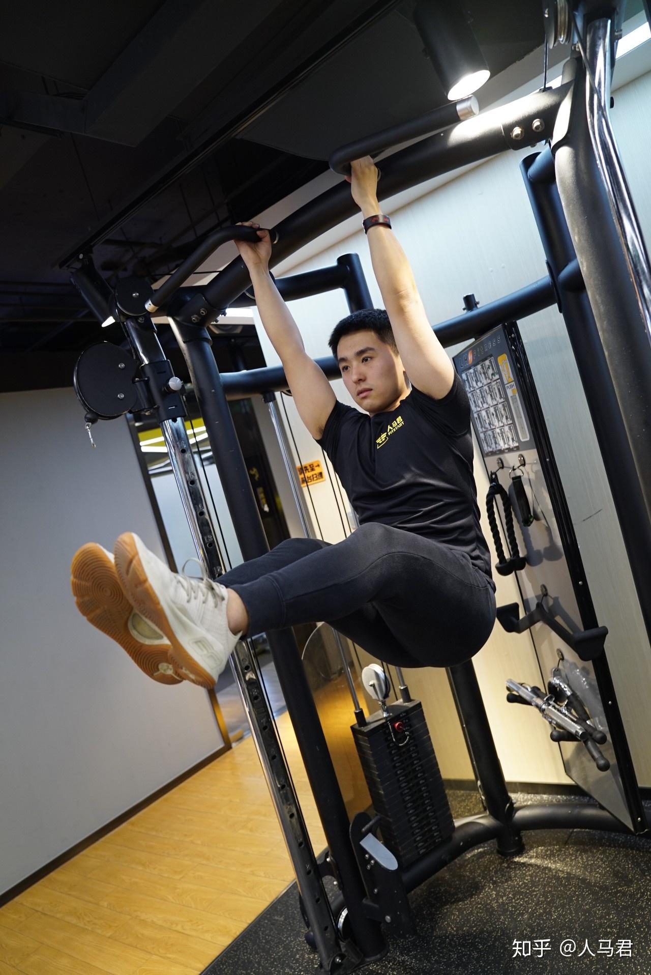 今天就要去健身房了我好慌