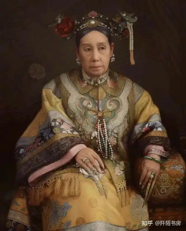 1900年,慈禧召见周莹:"你有丈夫吗?