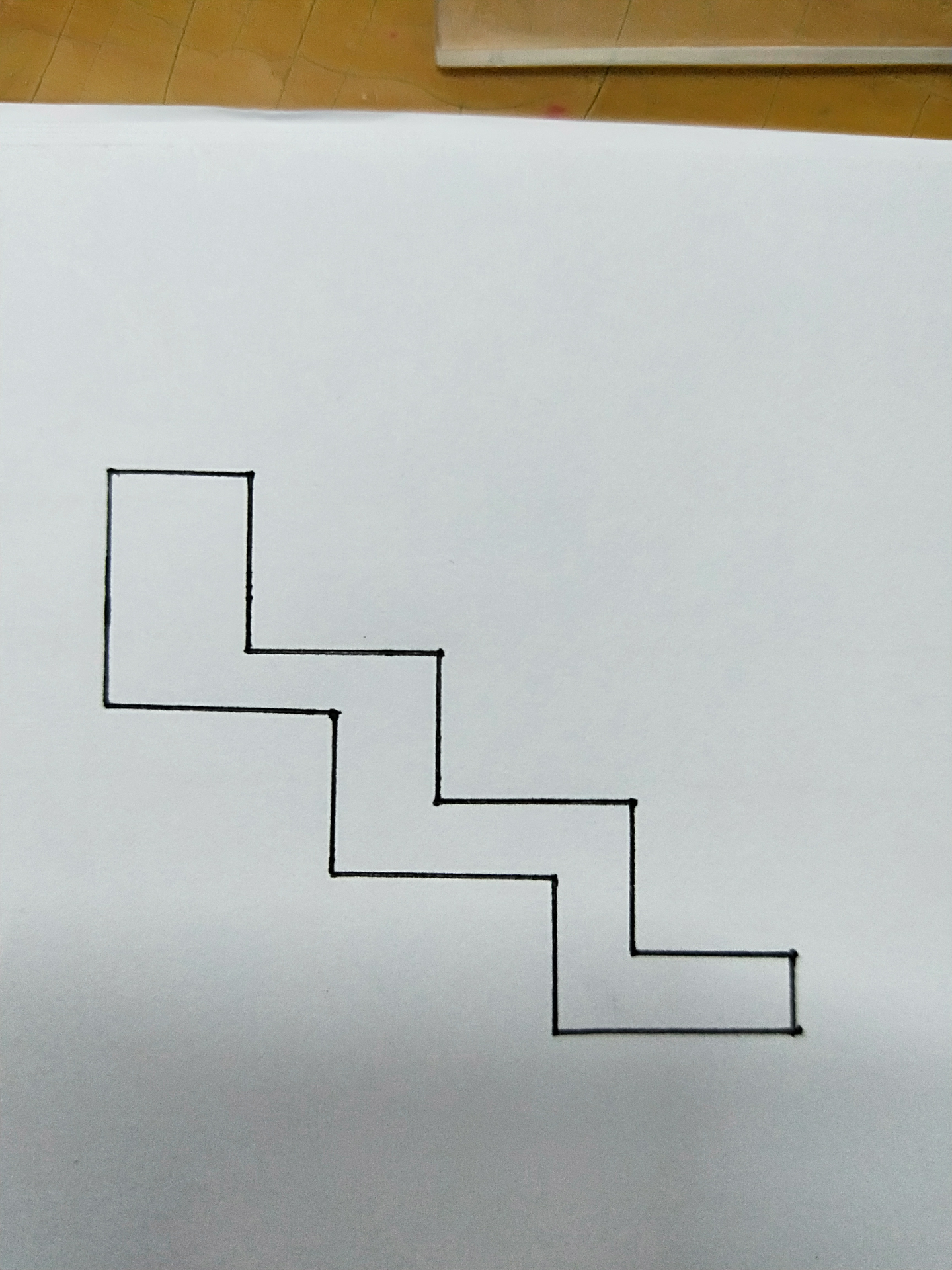 各位知友，根据多边形的定义，这个图形算不算多边形，求解答！? - 楚若儿的回答- 知乎