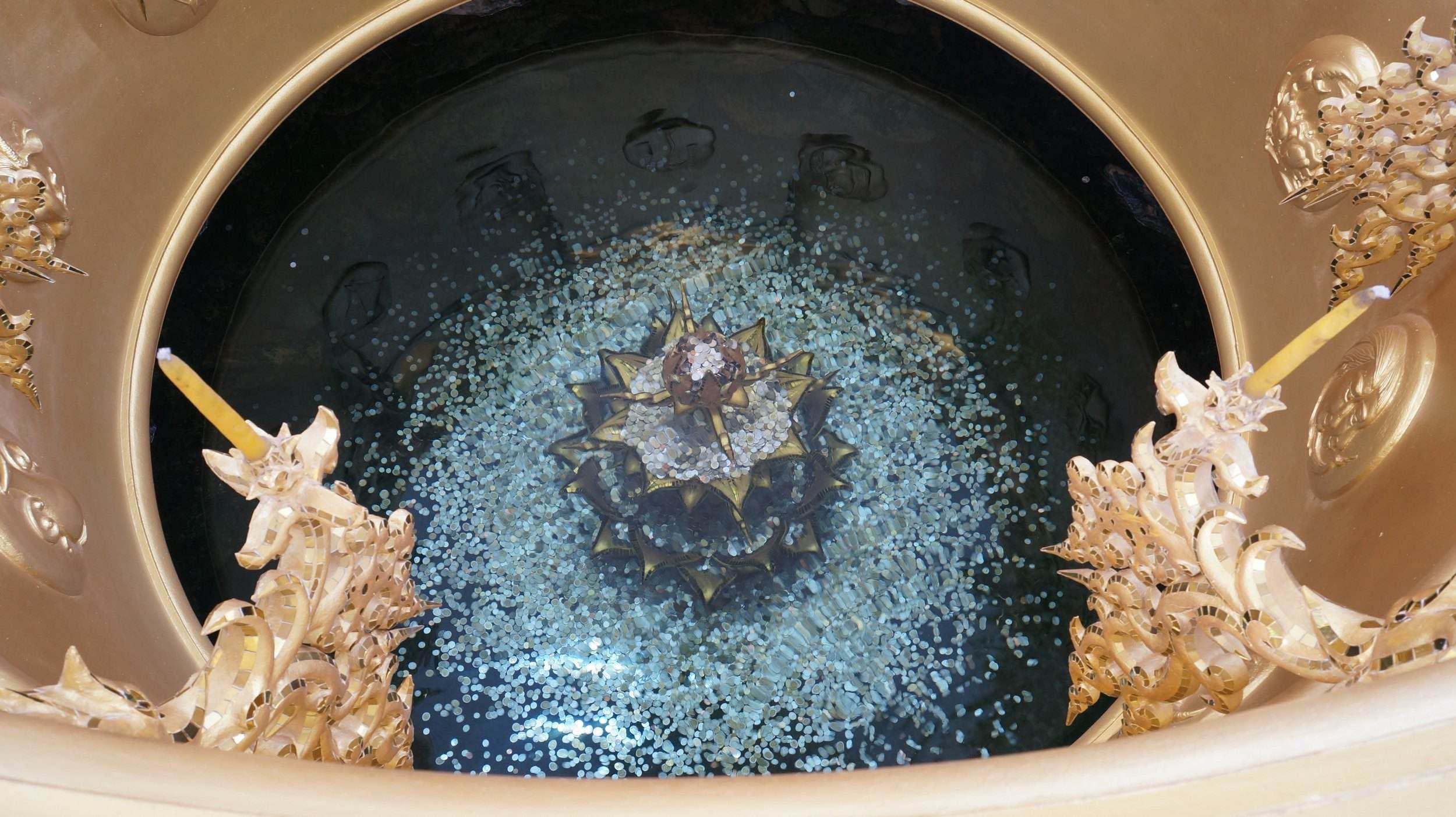 "两大法宝"上,一缸水"旋涡"变成了"许愿池""喜茶"做得这么好,它的"