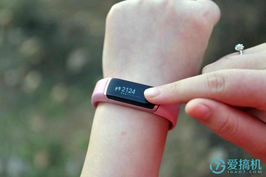 美貌与智慧并存乐心智能手环ziva初体验