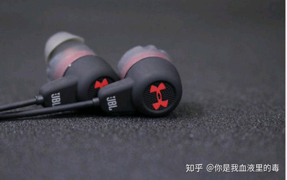 苹果用什么蓝牙耳机好?2018性能逆天四大耳机