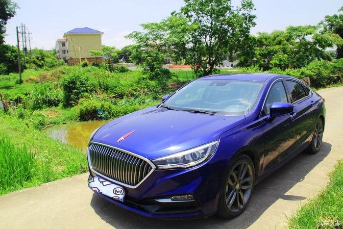 游行于乡间的红旗红旗h5给我带来不一样的舒适体验