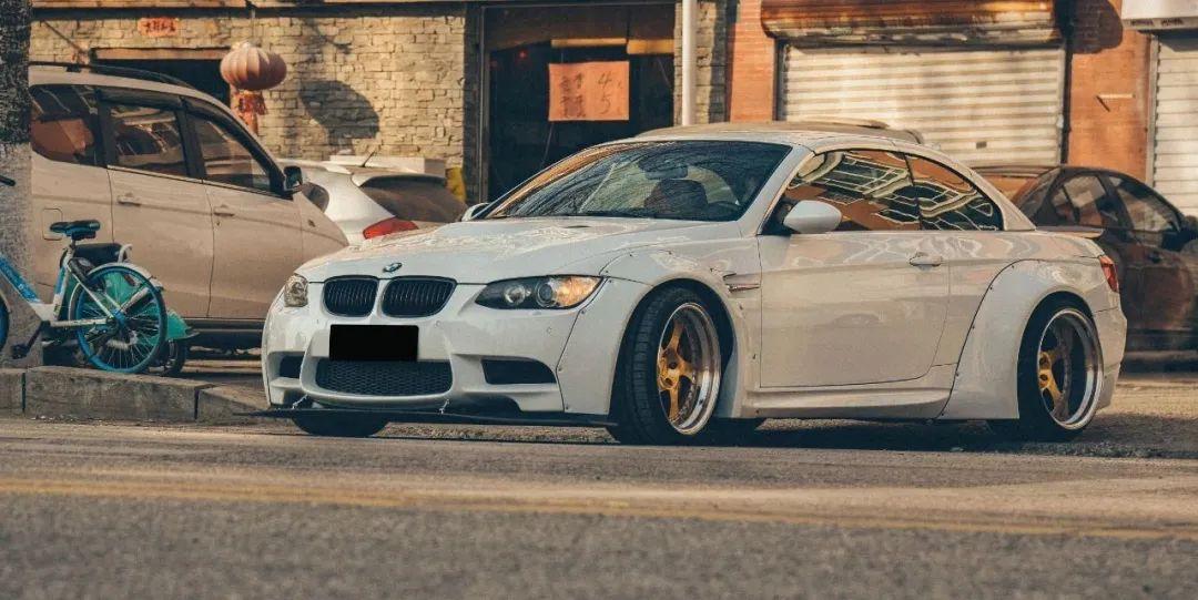 lb宽体的敞篷e93m3这也太吸引眼球了吧摄影大片