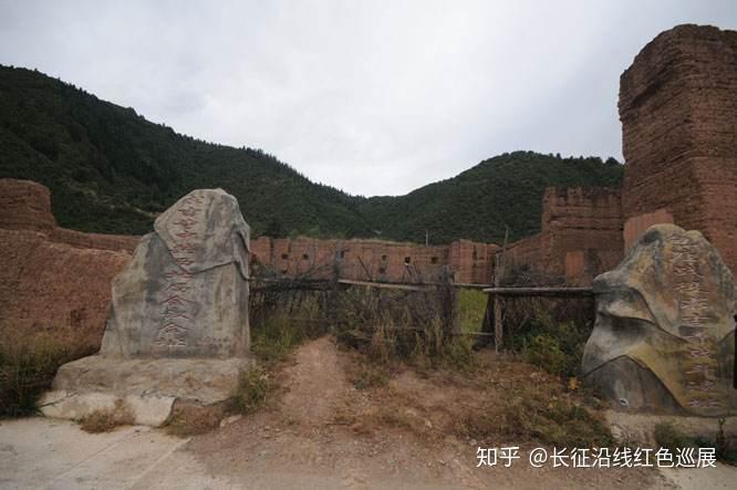 包座战役遗址位于若尔盖县求吉乡和包座乡交界处,南北长10公里,东西宽