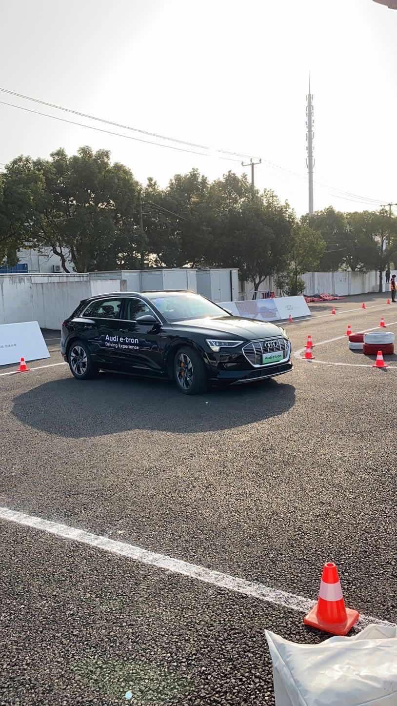 奥迪e-tron试驾初体验 - 知乎