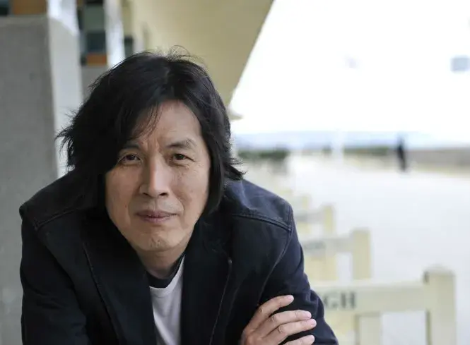 李沧东导演:一首在绝望和苦难中绽放的《诗》