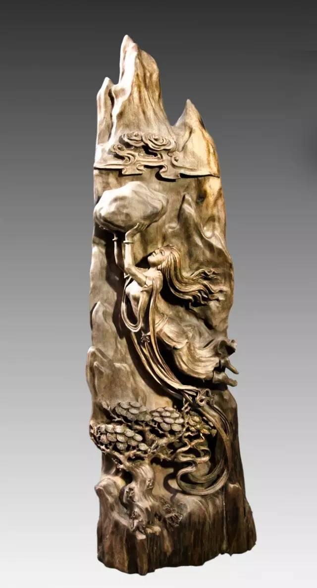 我是雕刻师活灵活现的金丝楠木雕艺术珍品欣赏