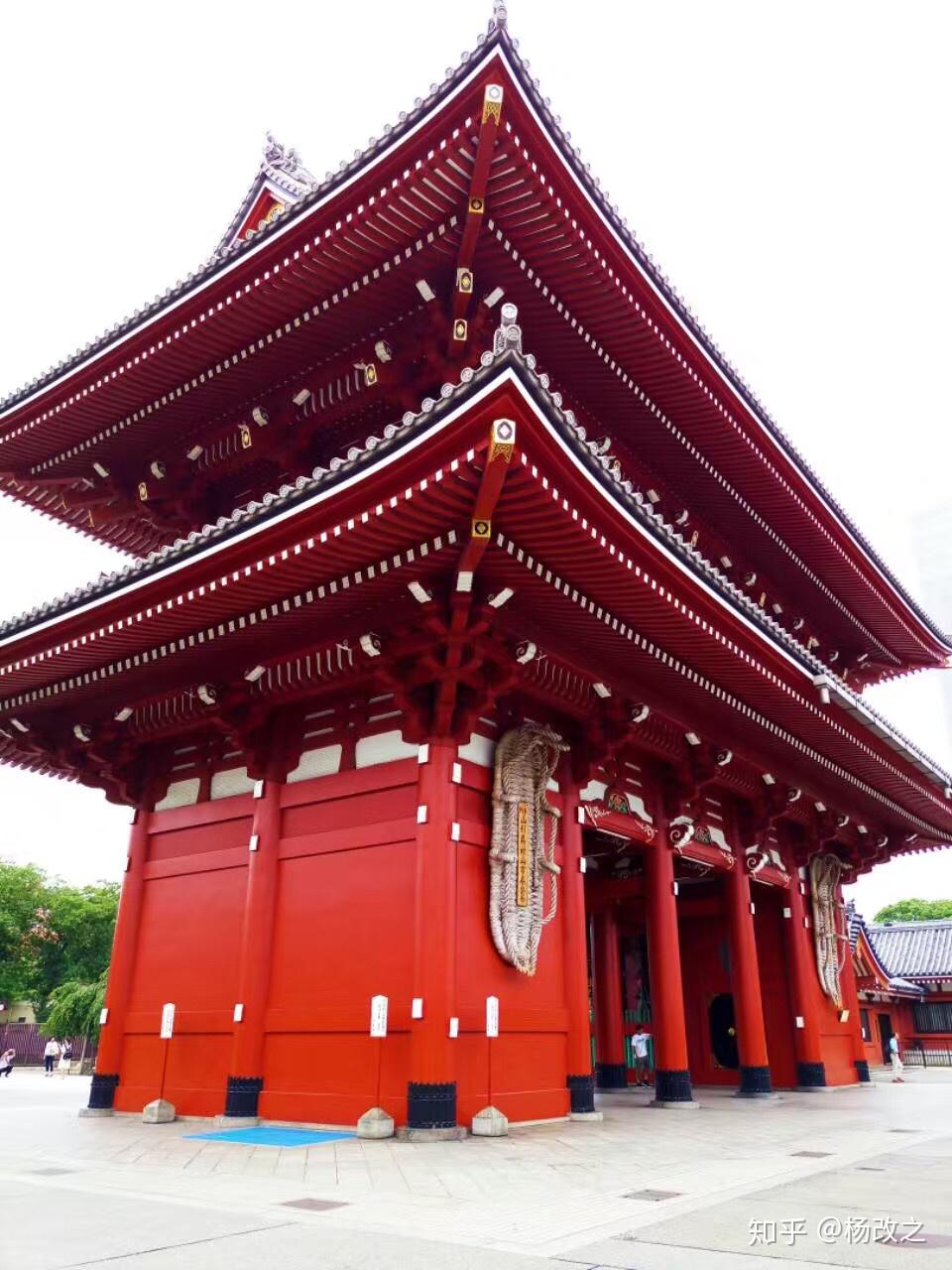 入门课上老师提供的书单和考试的要求等是备考的最基本的方针,是精华