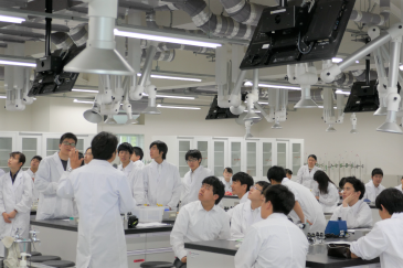 请输入图片描述 请输入图片描述