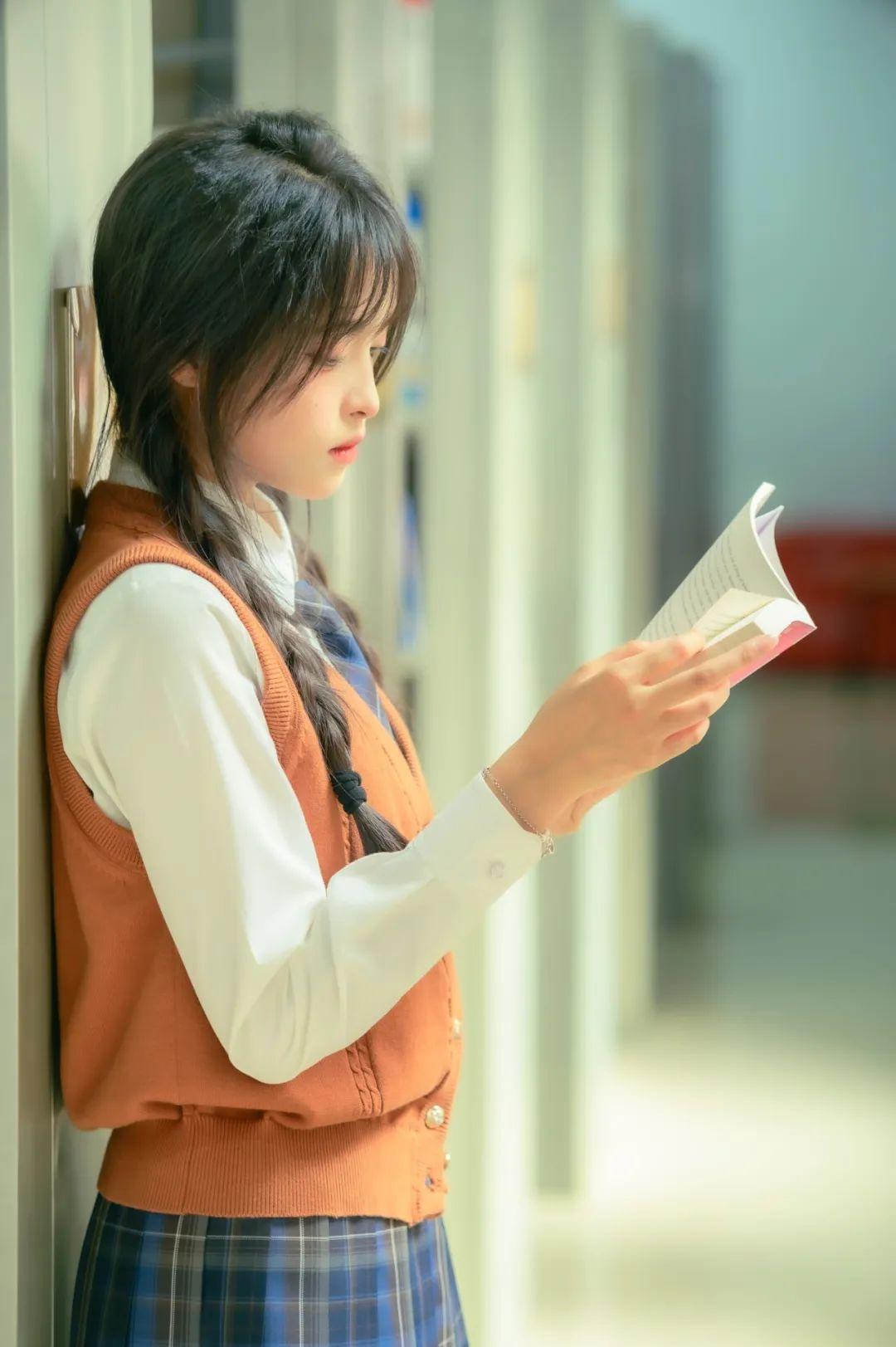 出彩西航人#张诗妤&张诗怡:中国舞姐妹花,颜值高才艺赞,优秀一式双份