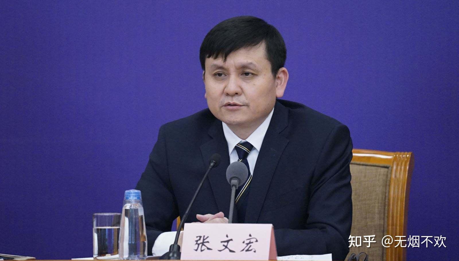 上海网红张文宏和吴凡