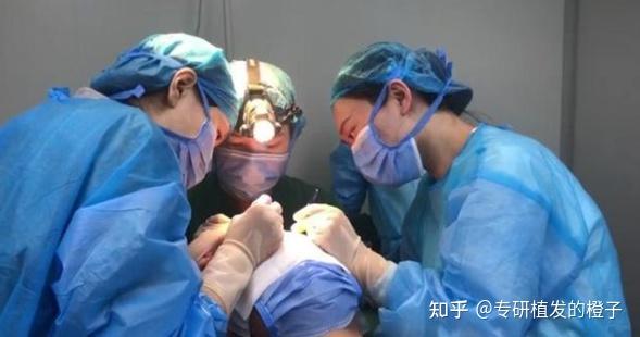 超8000字植发攻略奉上！植发技术如何选？植发好医生的评判标准是什么？植发手术风险后遗症？好的植发效果是什么样的？内附各地植发医生详细推荐名单！