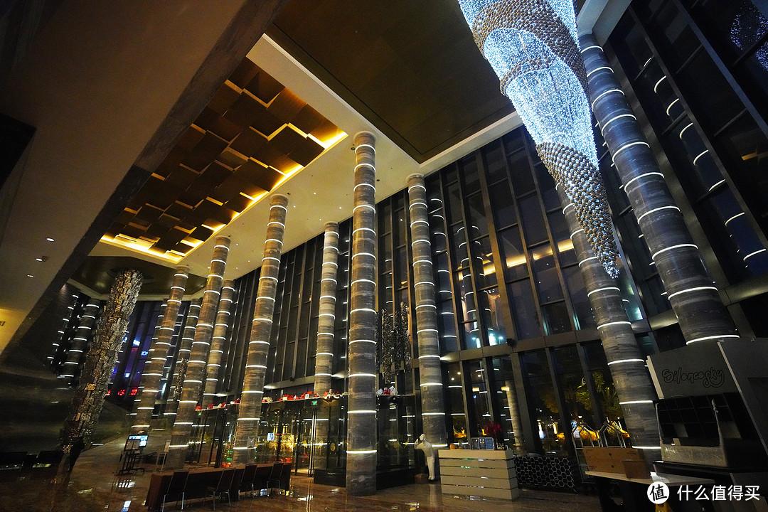 房间舒适,酒廊给力!完全不像是已开业十年的贵阳万丽酒店 - 知乎