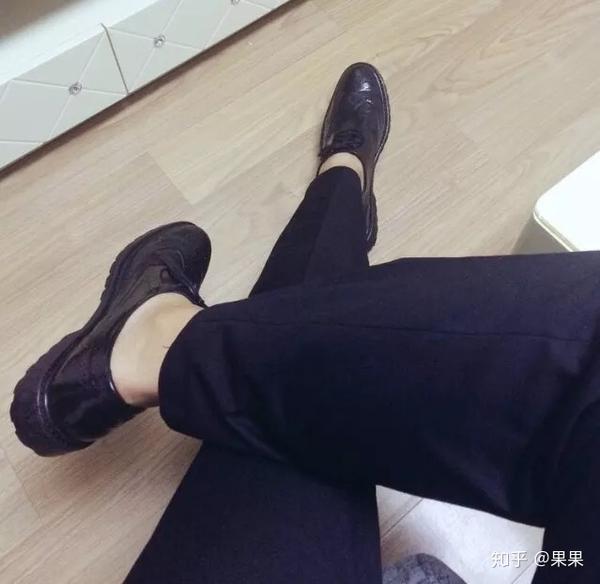 声控,腿控.性格可以是冰山,也可以是暖阳.最好能管住