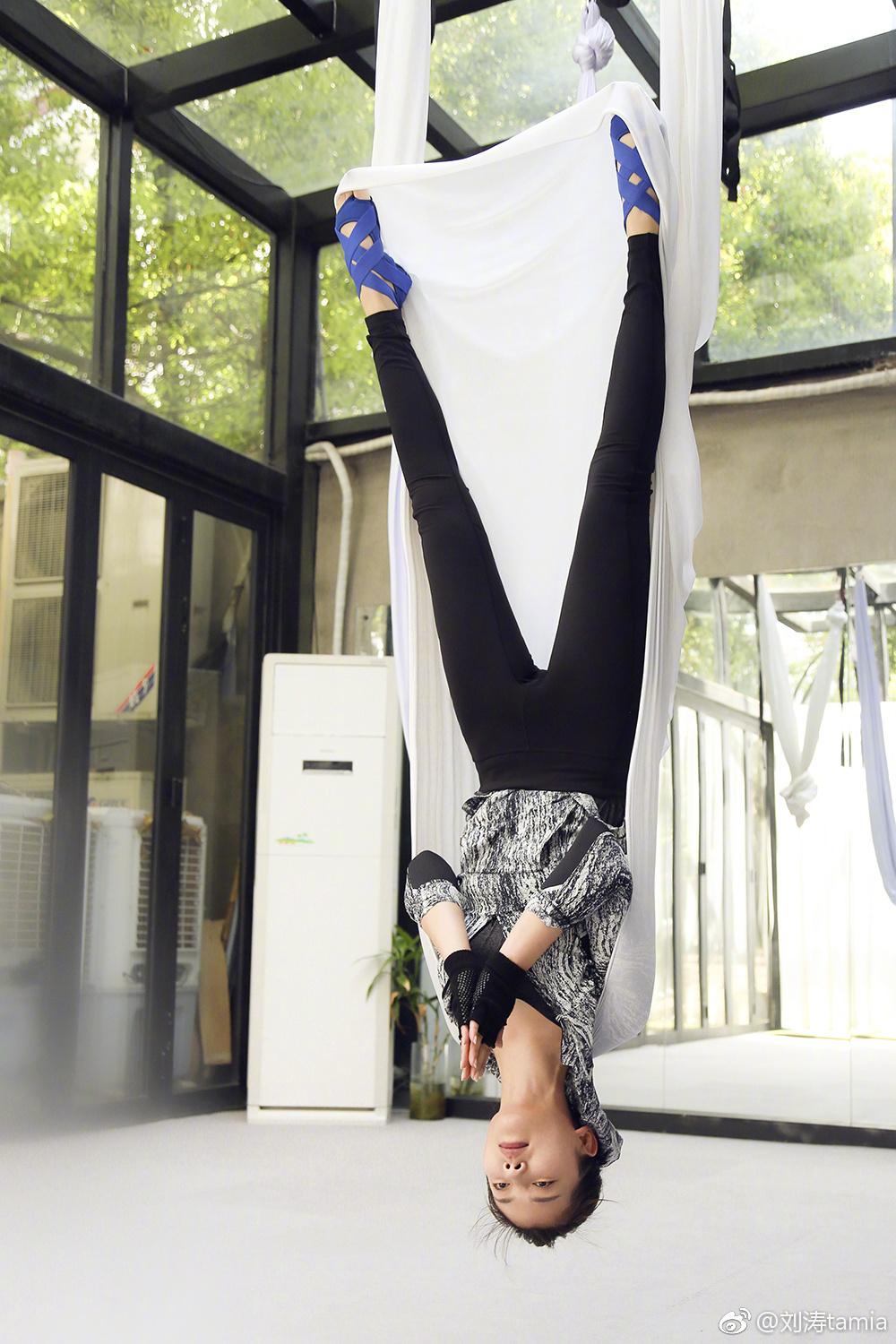 刘涛,孙俪,刘亦菲,李嘉欣等开始钟爱空中瑜伽和普拉提?