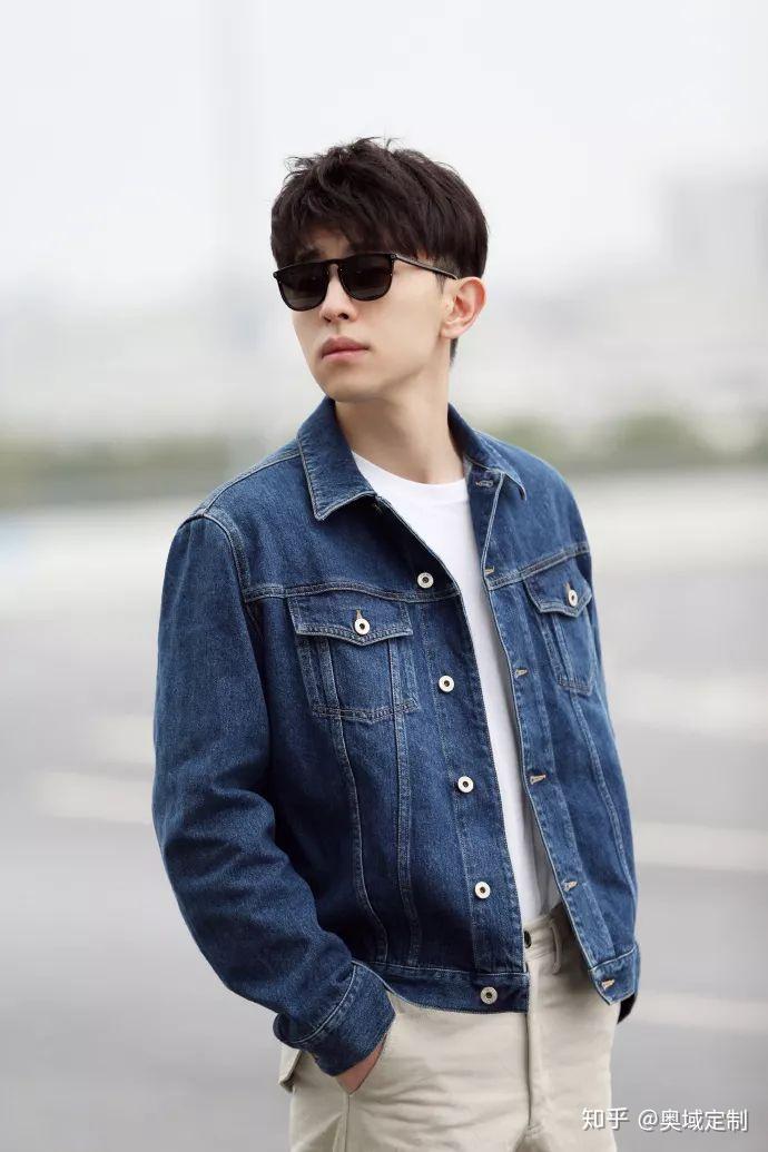 邓伦风走红带你揭秘邓伦时尚穿搭