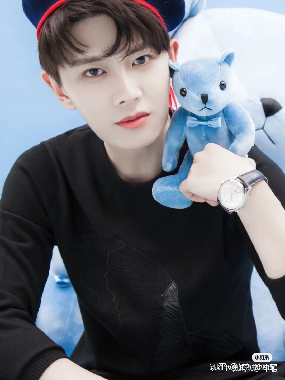 如何评价任嘉伦在《新舞林大会》中的表现?