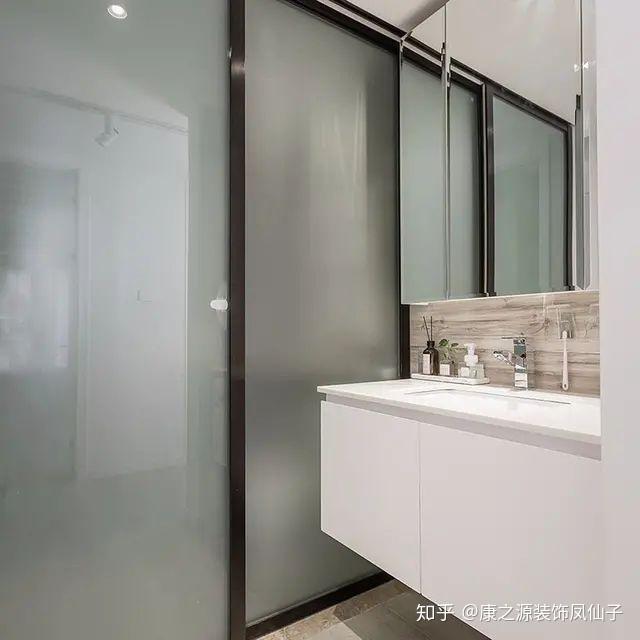 v2-9578a1215418ca90e80a5b00a08e76bd_r.jpg