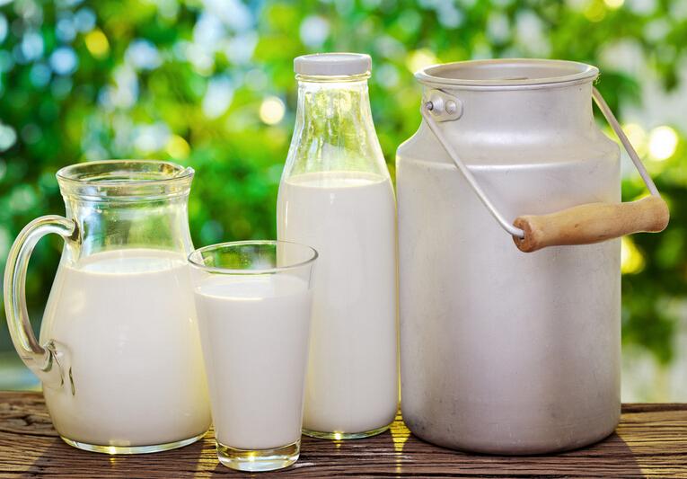 牛奶真的好处很多啊喝了它吧丨in食刻 - 知乎