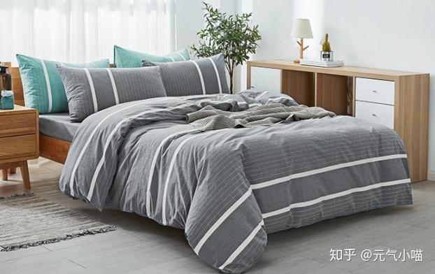 做被子的教程 v2-95a6182bfa4776a981b917075e494cd9_r.jpg