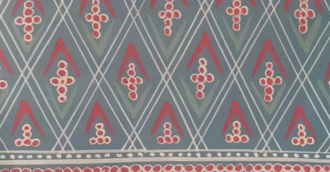 除沿袭早期的几何形和祥禽瑞兽,联珠纹以外,唐代的卷草(又称"唐草")