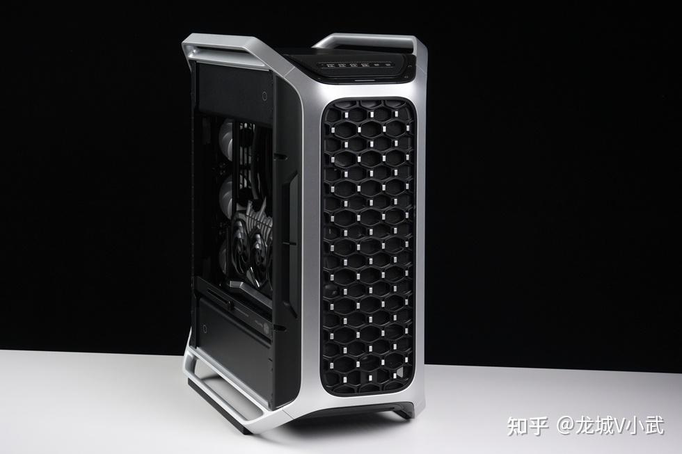 酷冷至尊COSMOS Alpha+华硕Proart X870E+影驰 HOF 5070Ti OC装机