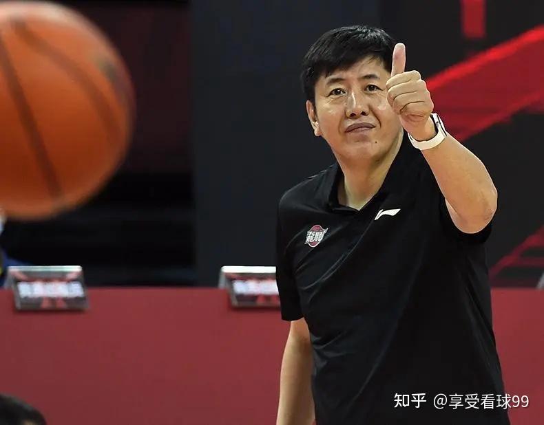 尴尬丁伟三问三不知把高速男篮9年未有的窘境放大在所有人面前