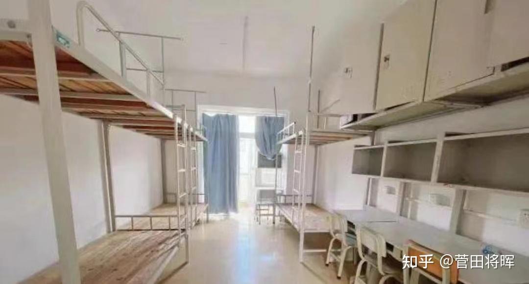 广州大学宿舍大爆料!