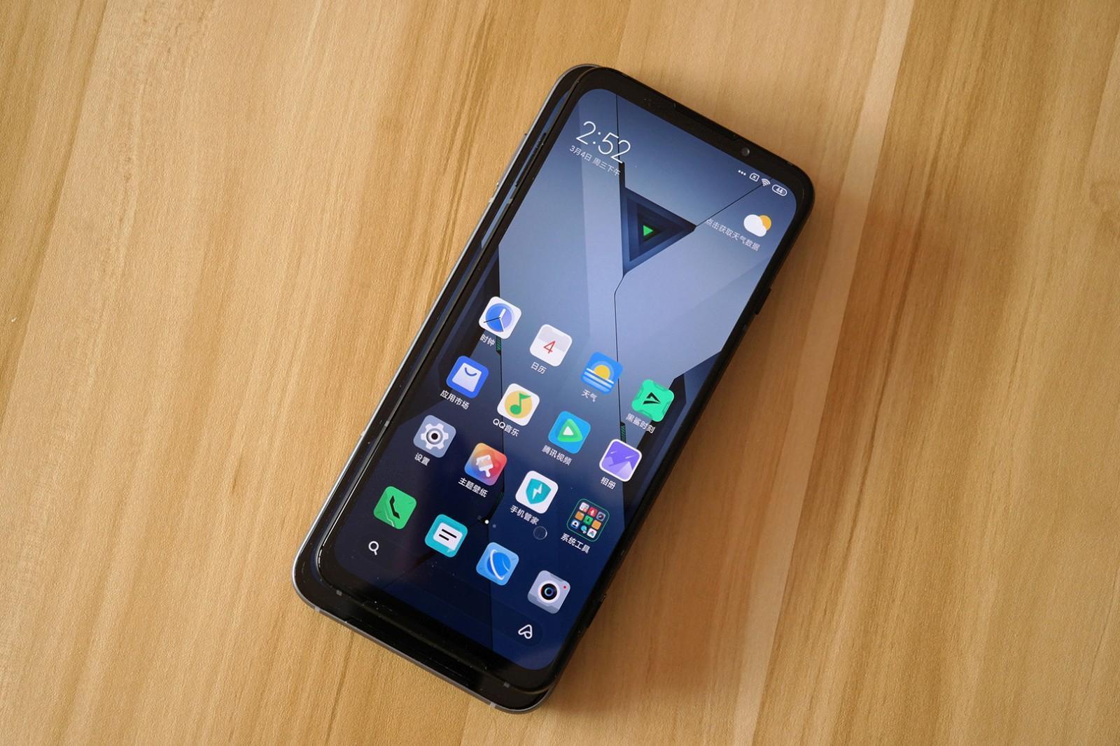 首批骁龙888游戏手机黑鲨4预热外形有惊喜