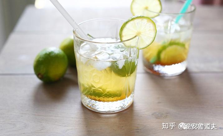 巴西国宝鸡尾酒—卡琵莉亚(caipirinha)