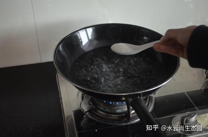 煮汤圆用冷水还是热水?很多人第一步就错了,难怪汤圆总是煮破