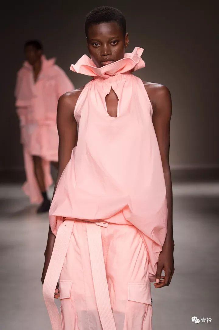 壹灵感 | 服装细节设计—花样打褶 - 知乎