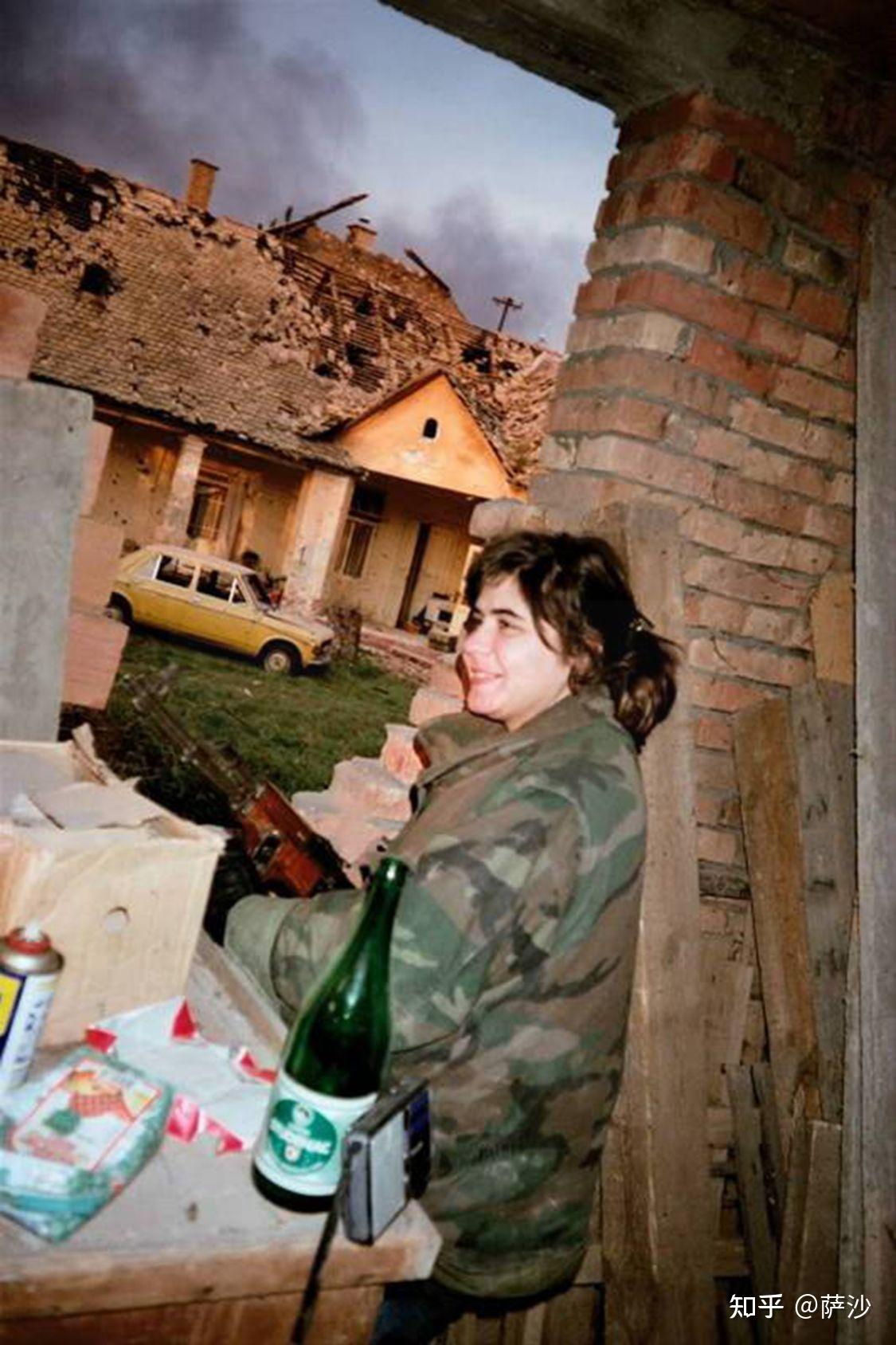 米洛舍维奇时代该国有5000亿面值钞票：1992年4月7日波黑内战爆发- 知乎