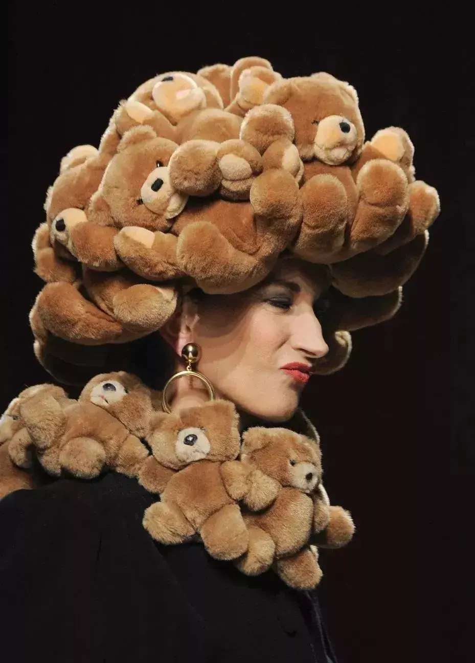 杨超越看这里坎普风帮你提升衣品