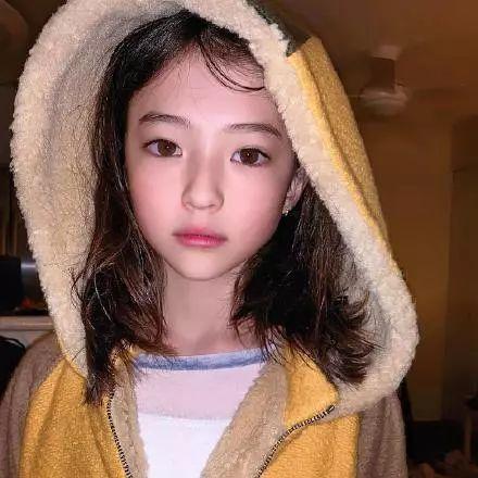 你讨厌的婴儿肥到了jennie脸上可是她的奶精配方