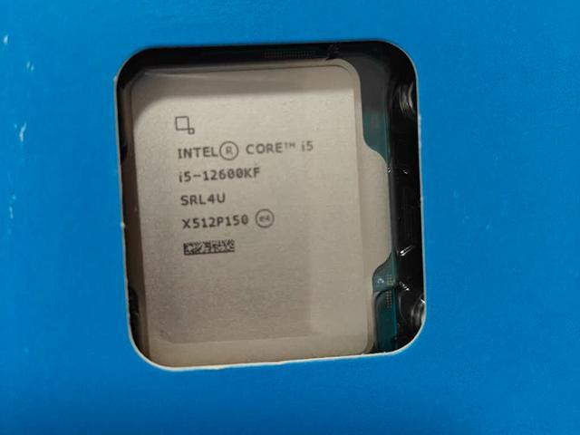 看残值率选CPU!12600KF用两年还能卖1200,补399上250KF Plus