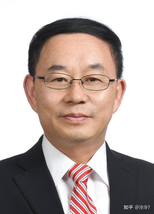 赵宇亮院士(2017年当选)陈仙辉长期以来一直坚持新型非常规超导体的