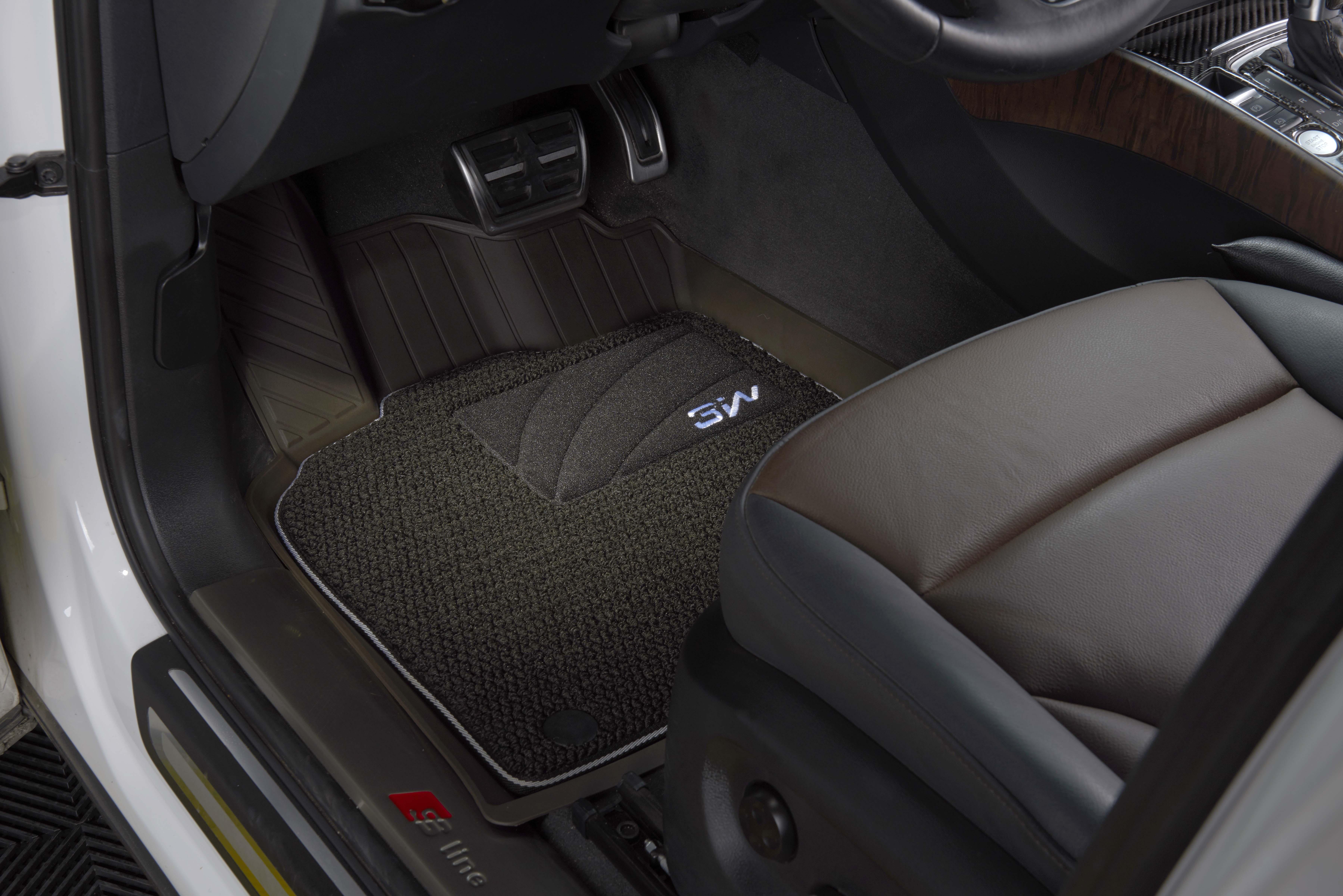 奥迪q5脚垫装车效果