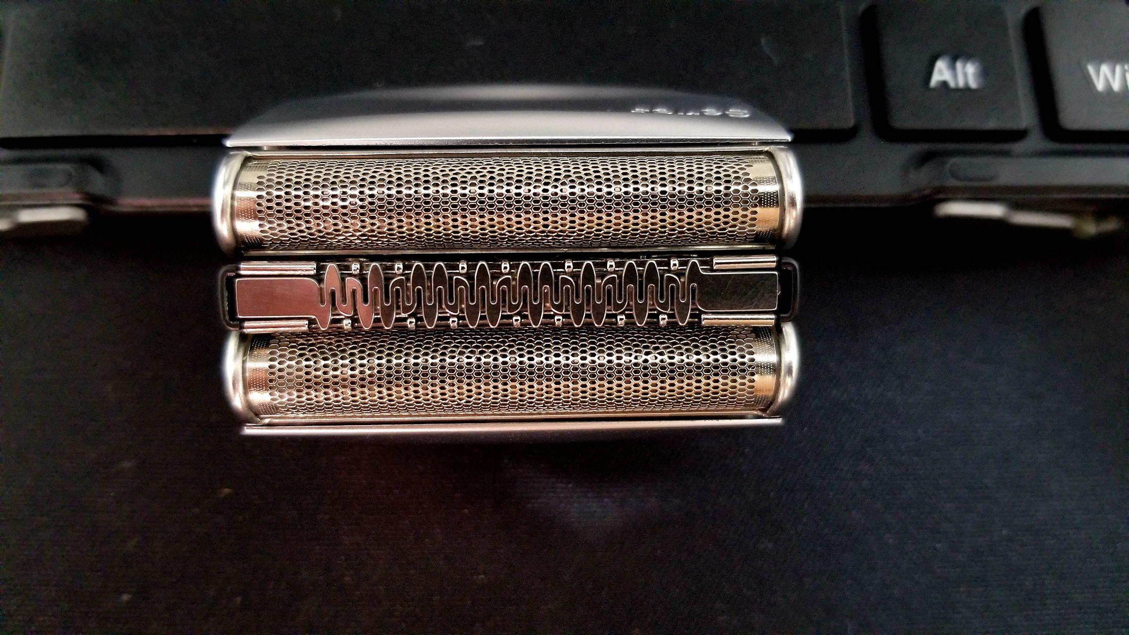 电动剃须刀实物开箱博朗剃须刀7系7840s声波科技剃须商务人士送长辈送