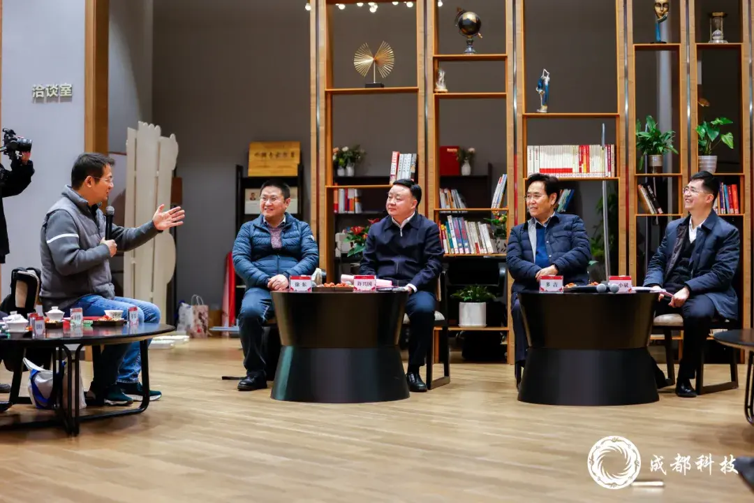 “返乡成都”创新创业 这场“科创天府·智汇蓉城”上TA们共话成都机遇 - 知乎