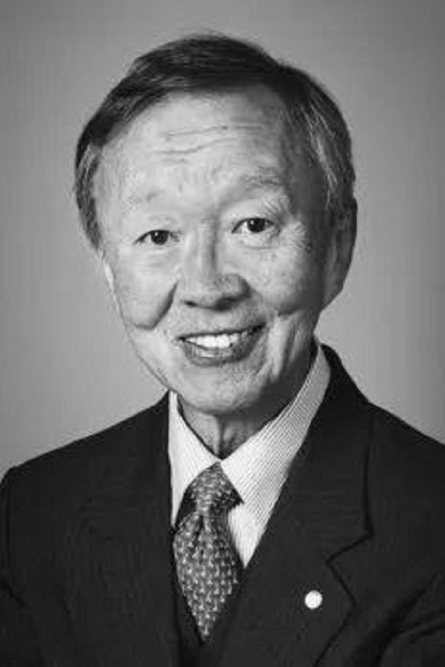 追思“光纤之父”,物理学诺贝尔奖得主高锟自述 - 知乎