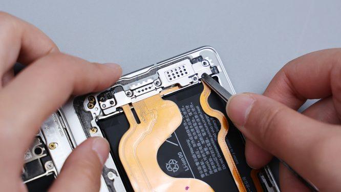 vivoxfold3首发拆解如何实现热辣滚烫式瘦身