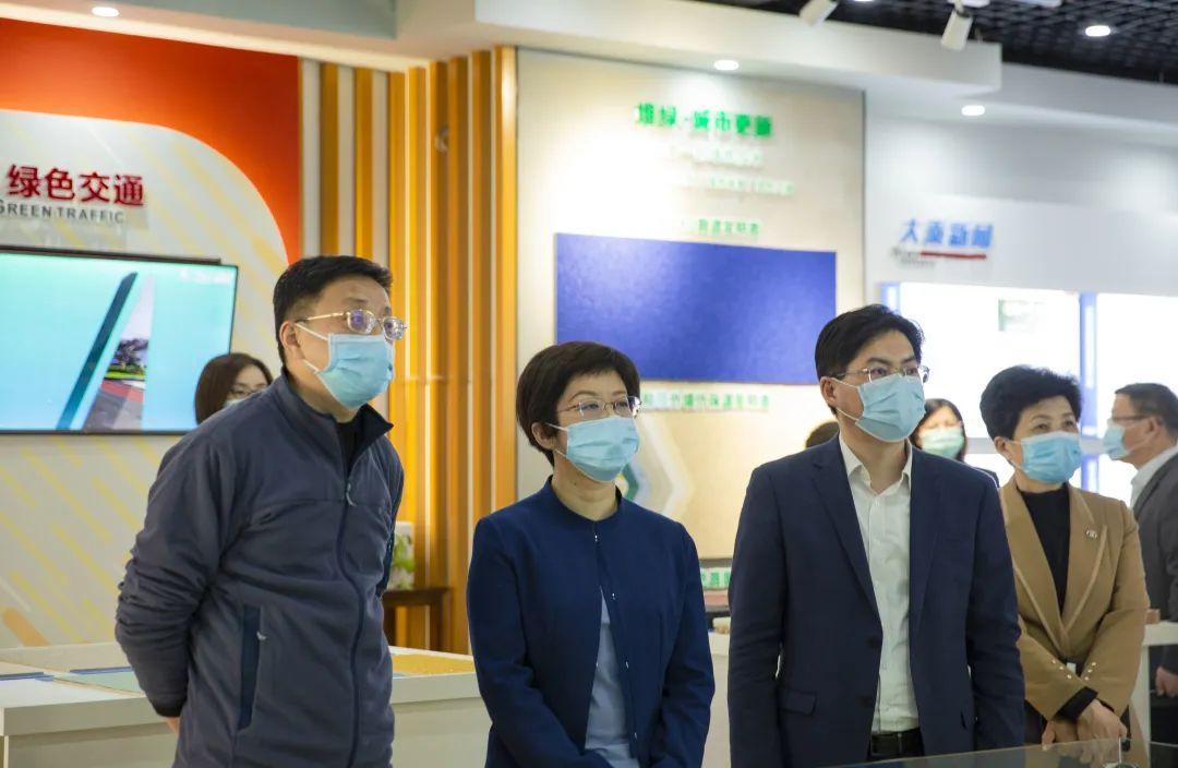 苏州高新区管委会副主任虎丘区副区长赵红率队来访苏州大乘调研