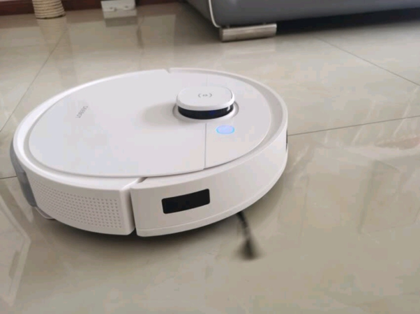 性价比超高的真61智能扫地机器人科沃斯t9
