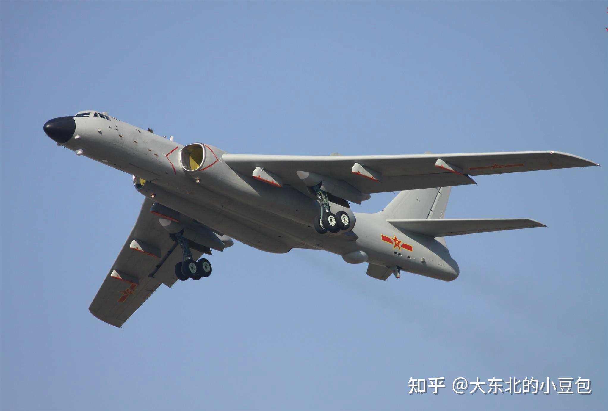中国空军多架轰-6K战机展翅远洋战巡南海 _新闻中心_中国网