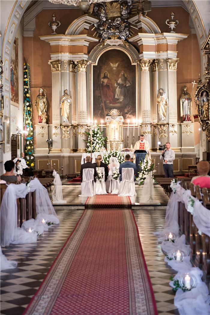 教堂办婚礼这么浪漫的事,在国内可以实现吗?